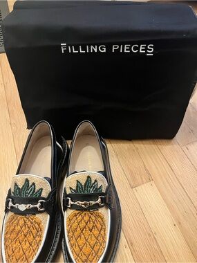 Filling Pieces Women's Black Leather Pineapple Embroidered Loafers Sz 40
